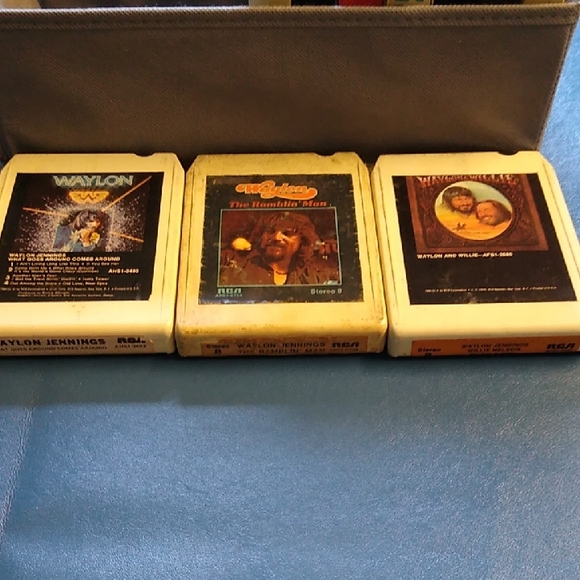 Vintage Waylon Jennings 8-Track Tapes Collection Untried - Picture 1 of 8